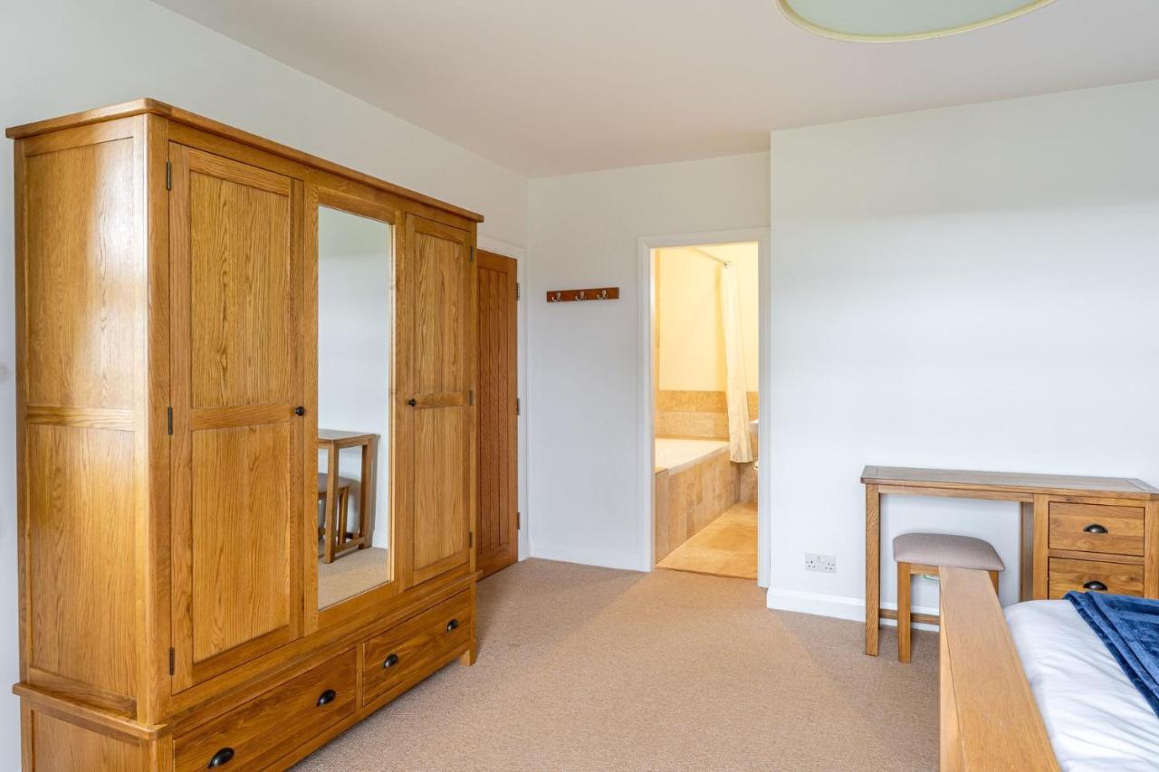 Tinkers Folly Villa Harrogate Ngoại thất bức ảnh